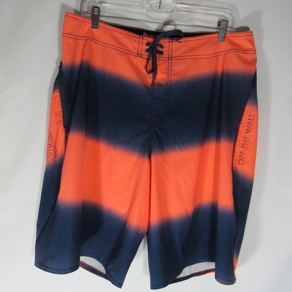 Vans The Gnarwhal Off The Wall Board Shorts Sz 34